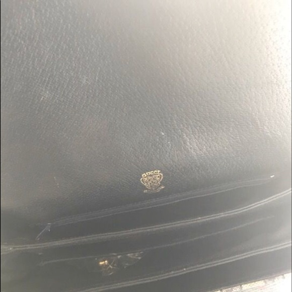 Gucci Crossbody - Picture 7 of 10